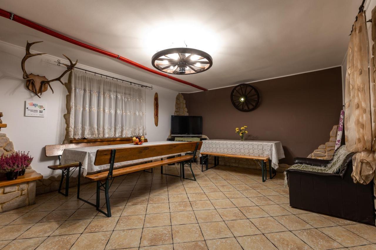 Wypoczynek U Piotra Villa Susiec Exterior photo